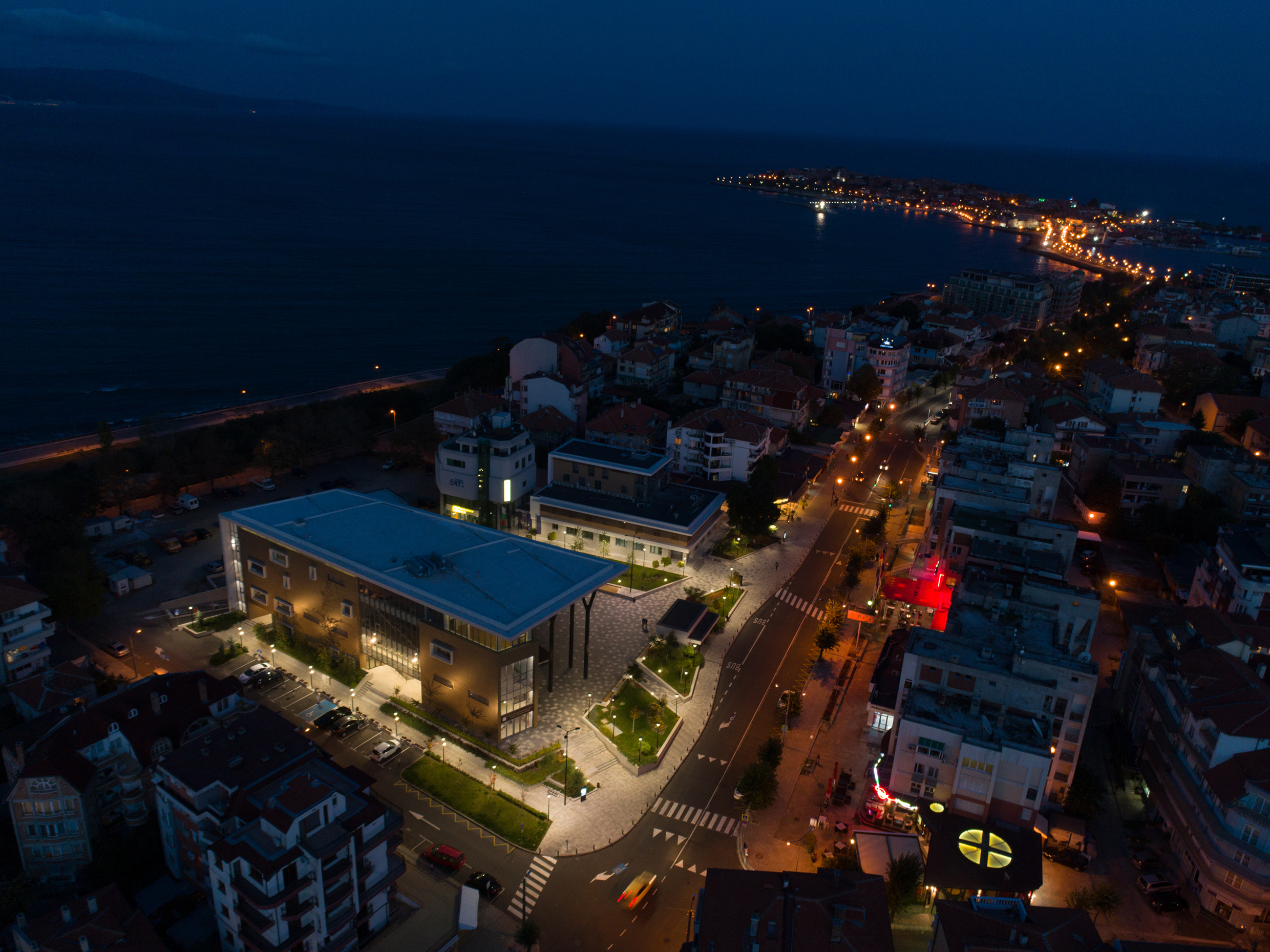 融合古城韵味的现代艺术中心——24arch 设计新作-8