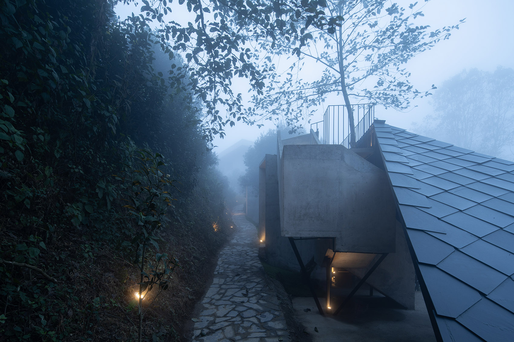 隐入山林的建筑——云南大理无量山风景厕所丨孔祥伟工作室-11