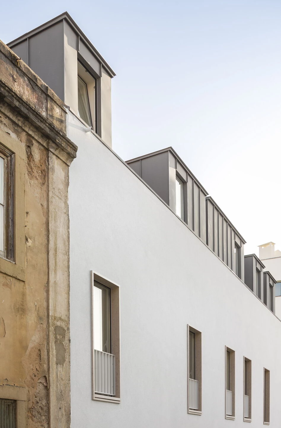 葡萄牙里斯本低成本租赁住宅楼丨Humberto Conde Arquitetos-20