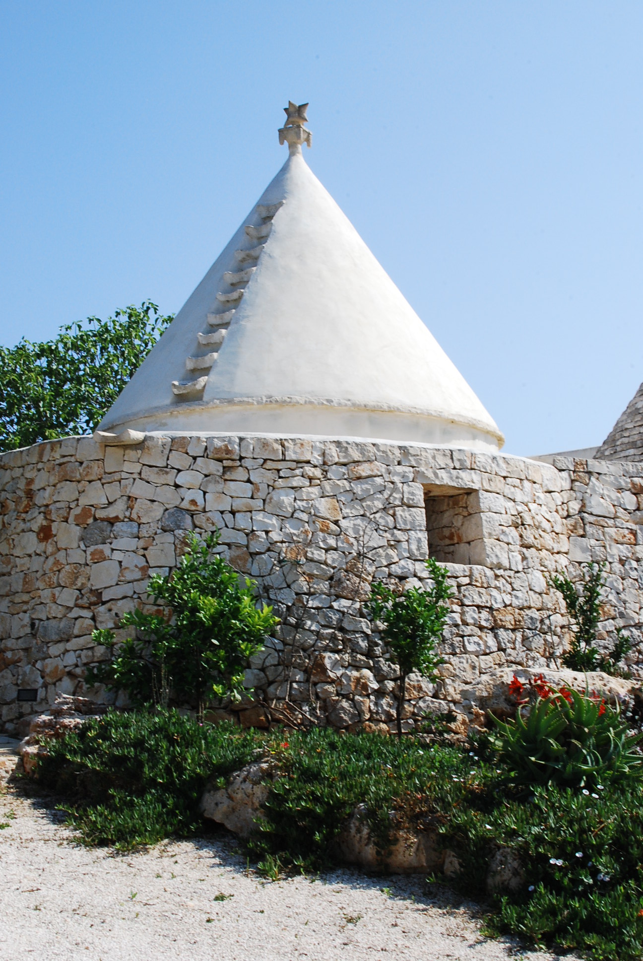 意大利乡村风格石头住宅,融合传统与舒适-9