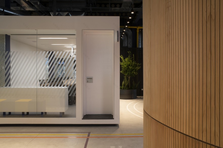 Private Office Headquarters / Persian Garden Studio-35