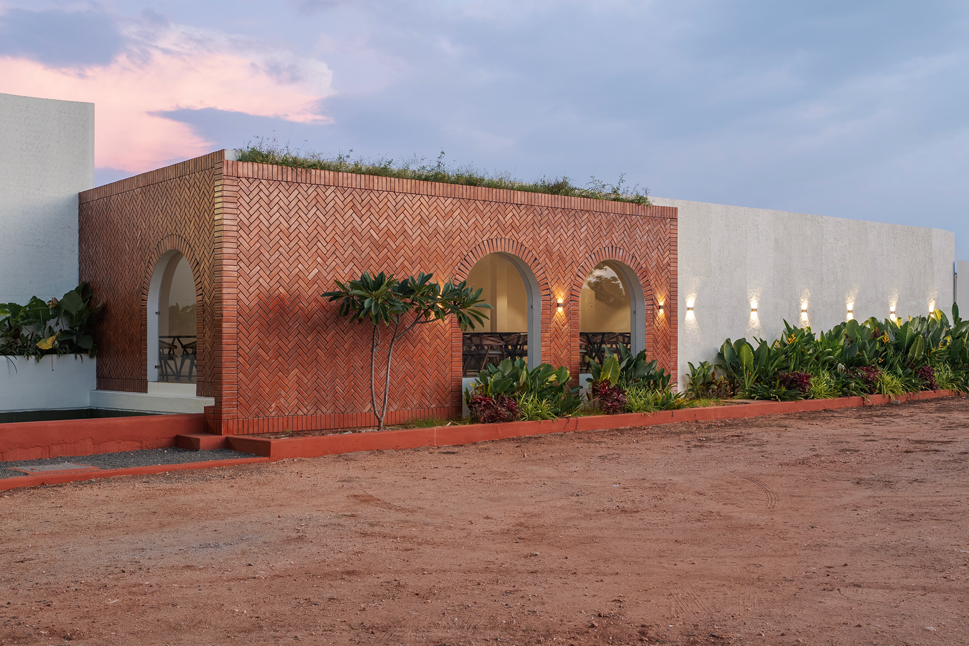 露台餐厅丨KARTHIK ARCHITECTS-45