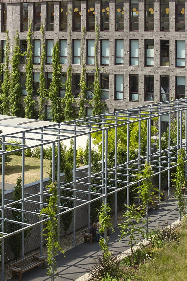 巴黎 Hermès Cité des Métiers Pantin 办公建筑设计-7