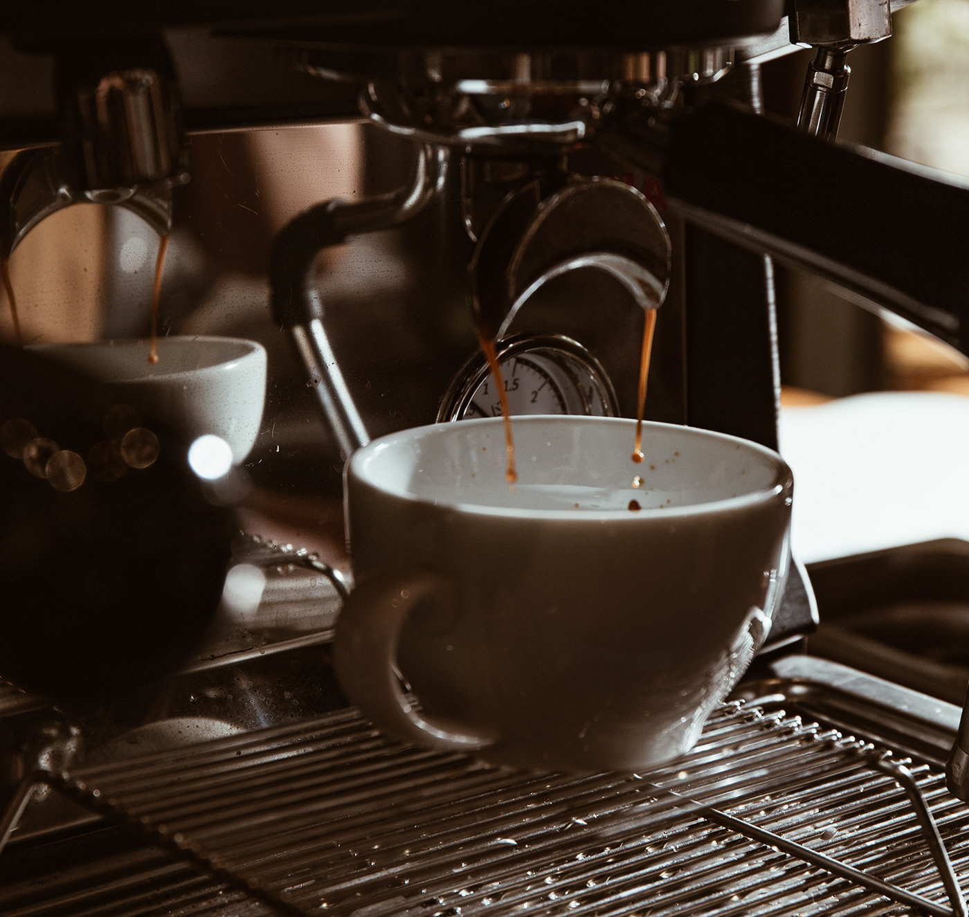 Anastasiya Gushchina丨咖啡店丨for One Roaster Coffee - By Clean Cup.-8