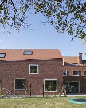 De Sibbe 儿童庇护所丨比利时丨Atelier M Architects + Planners bv
