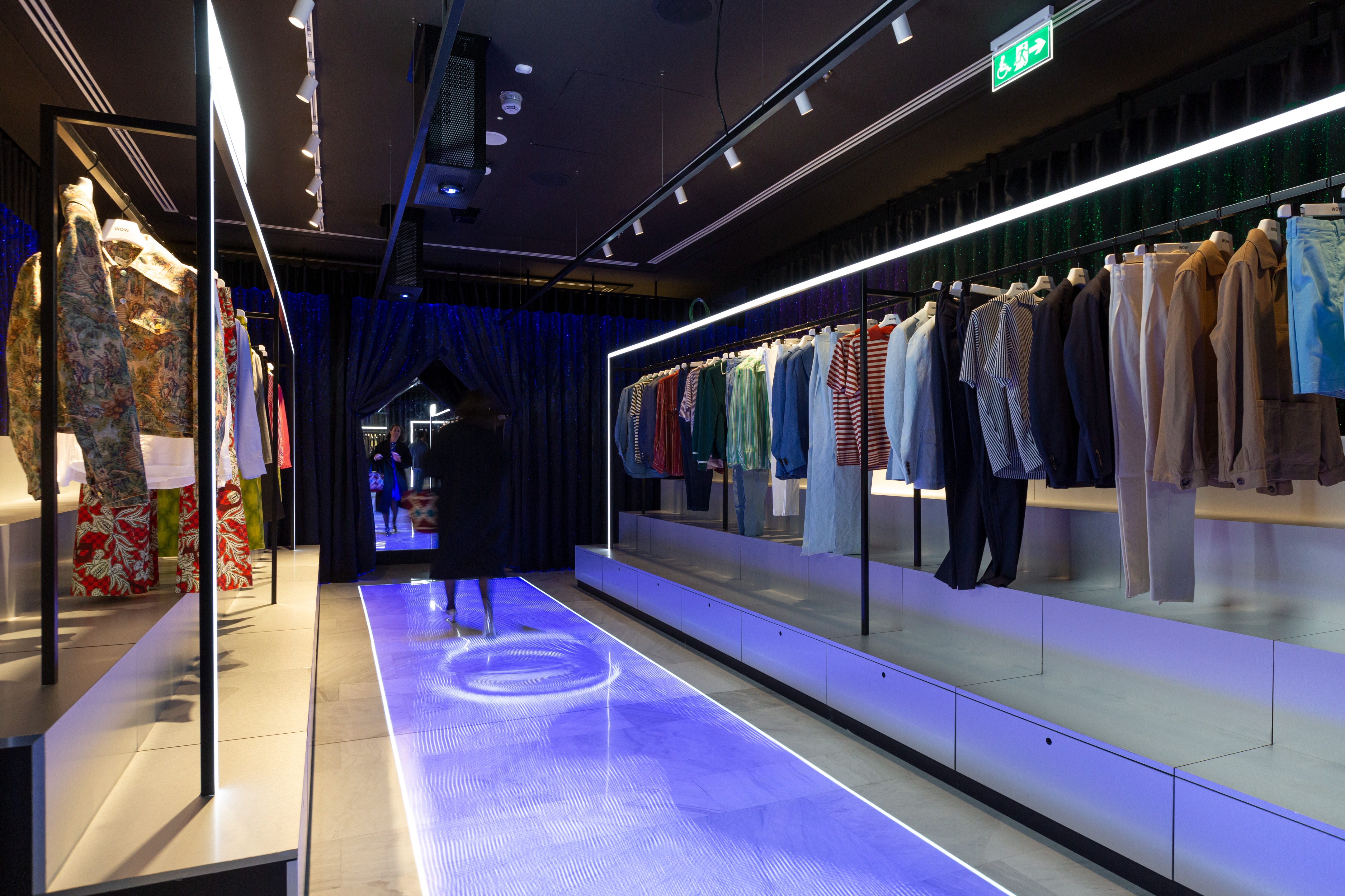 WOW 在线购物体验店丨西班牙马德里丨External Reference-65