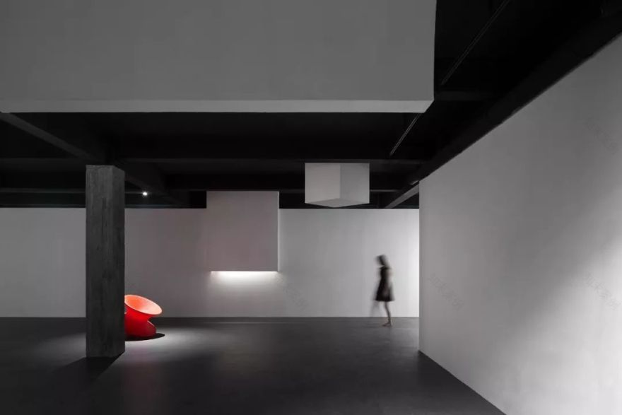 梦境边缘的生活艺术展厅-2