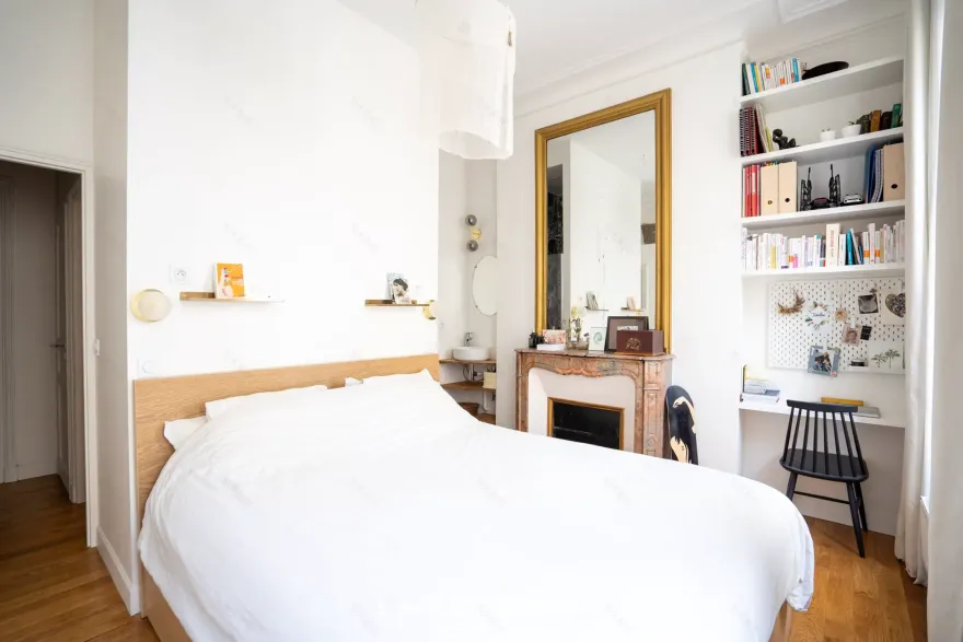 巴黎魅力 | 81m²家庭公寓的典型 Haussmann 风格设计-6