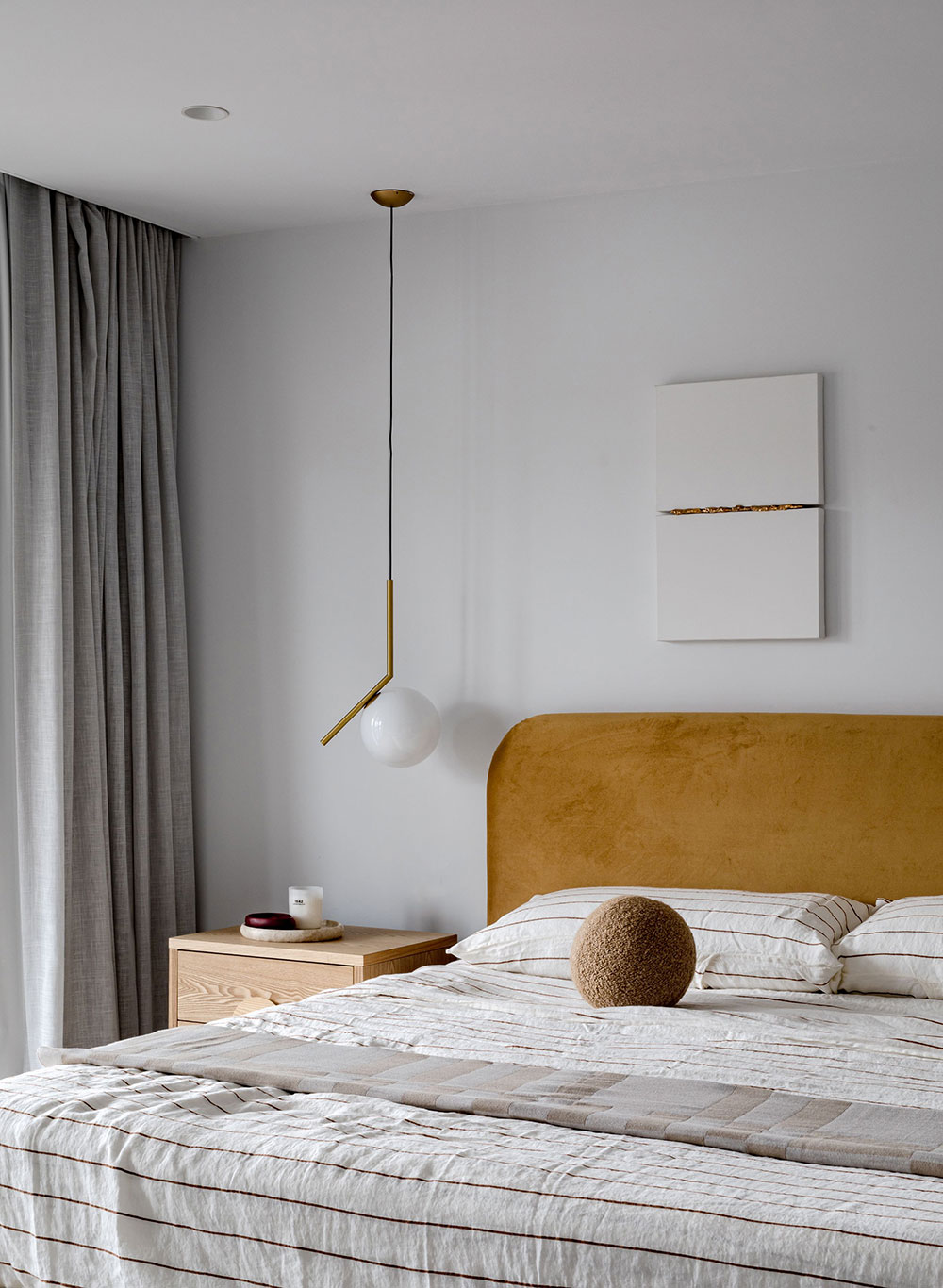 悉尼圆润公寓 | 温柔的粉色调与曲线美的完美结合-7