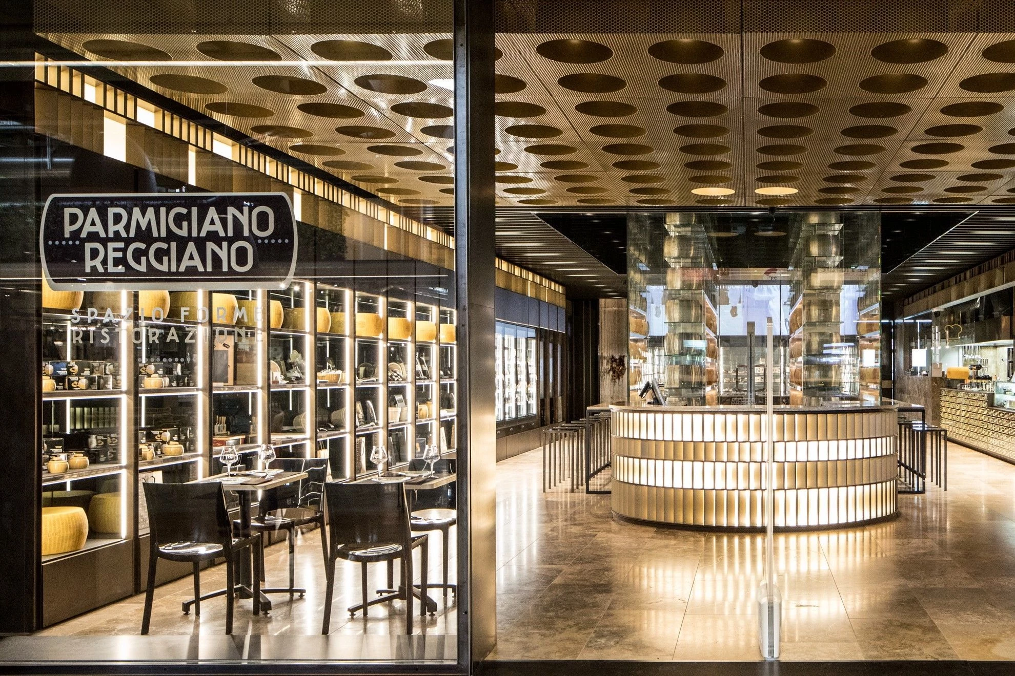 沉浸式的 Parmigiano Reggiano 体验店-23