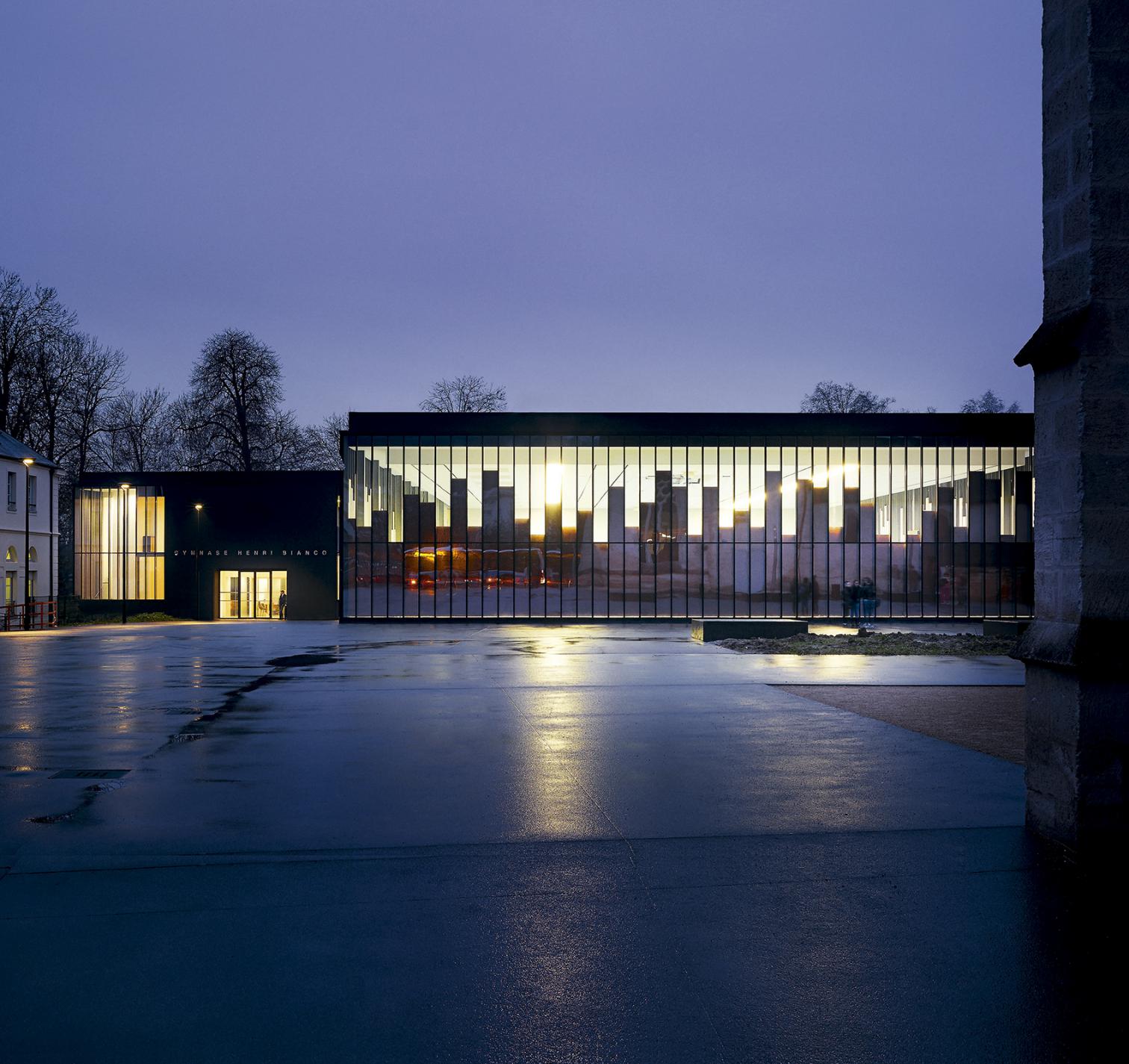 都市健身广场 · Chelles 公共空间设计-13