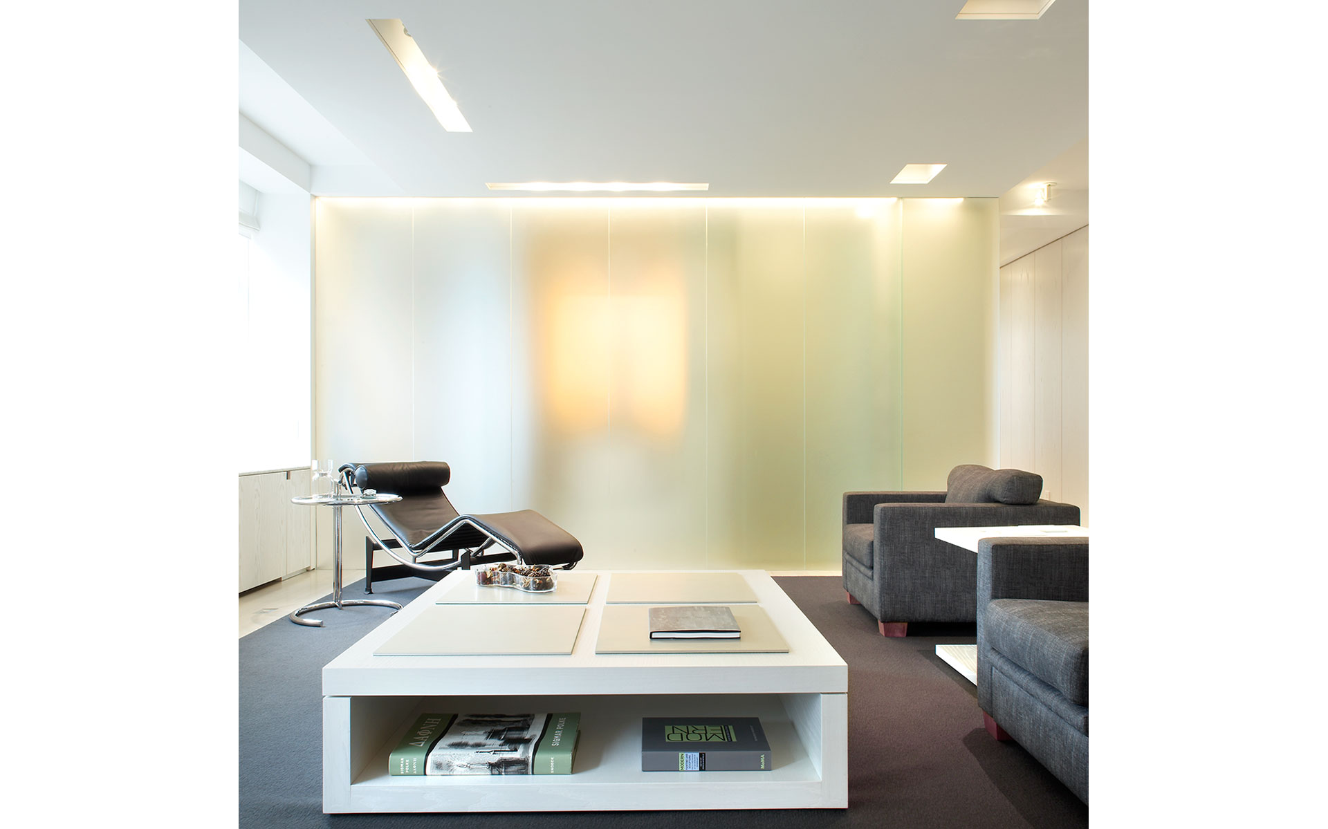 白色空间，灰调四种表现形式 丨美国曼哈顿丨hMa hanrahanMeyers architects-8