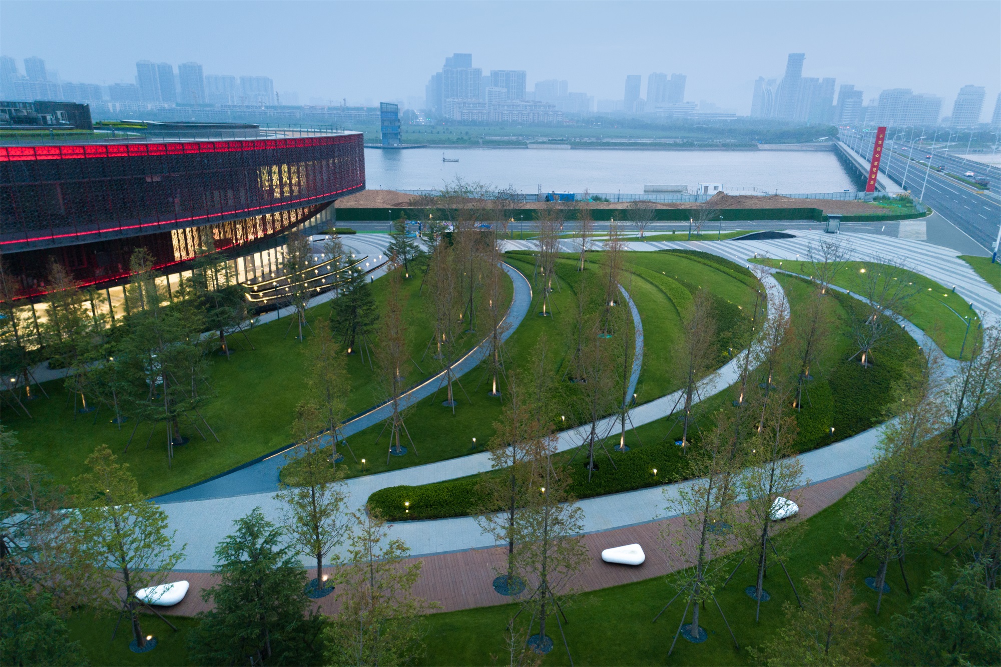 融创青岛海洋活力区·未来展示中心 丨中国青岛丨ASPECT Studios-4