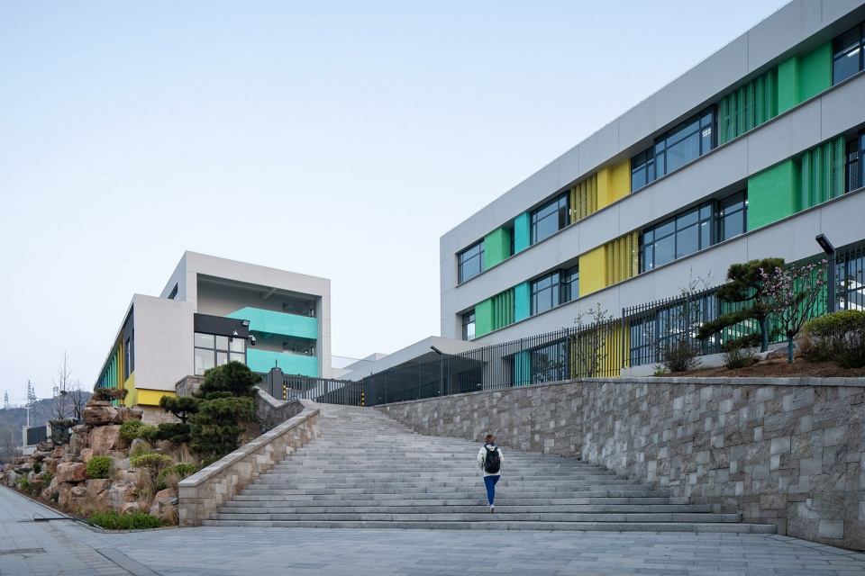 威海望海园中学丨中国威海丨清华大学建筑设计研究院有限公司-24