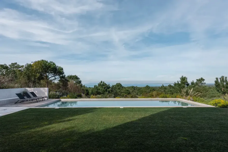 葡萄牙海滨现代别墅,景观与自然完美融合-42