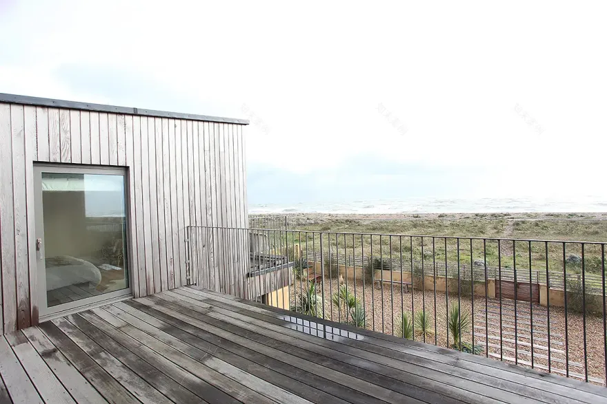 英国自然风格海滨度假屋设计-24