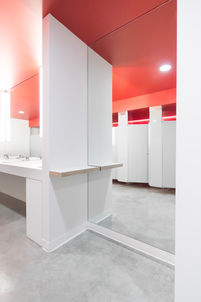 温哥华造船厂管道商店变身多功能社区活动空间-25