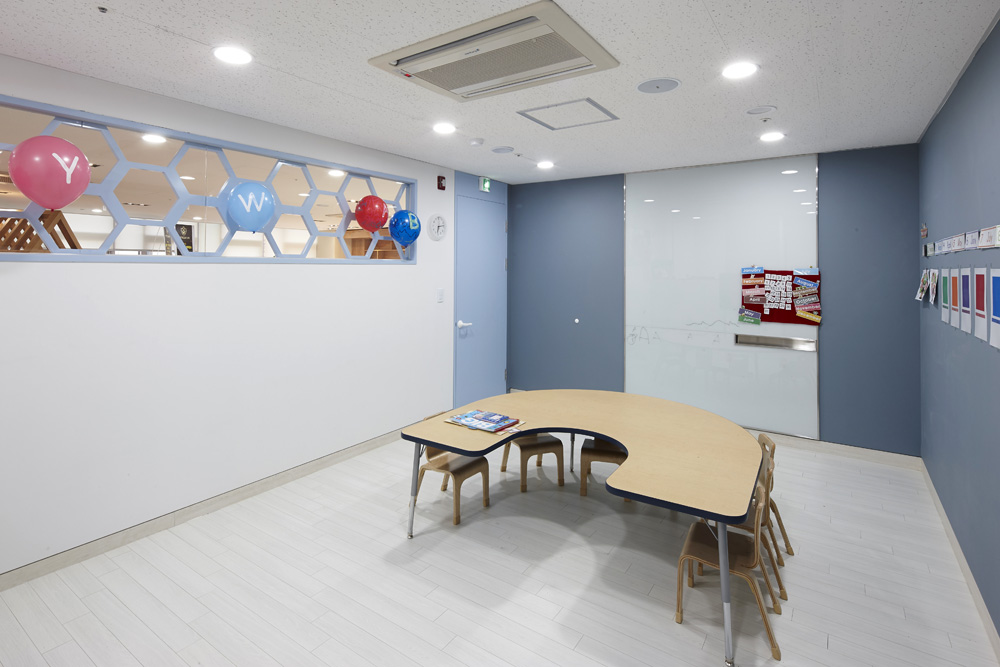 250 平亲子乐园 | 温馨舒适的现代设计-24