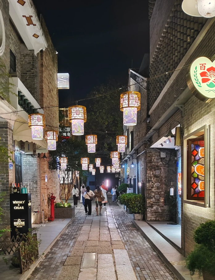 UDO商业分析篇|商业场景“烟火气”、“精致烟火气”设计表达-69