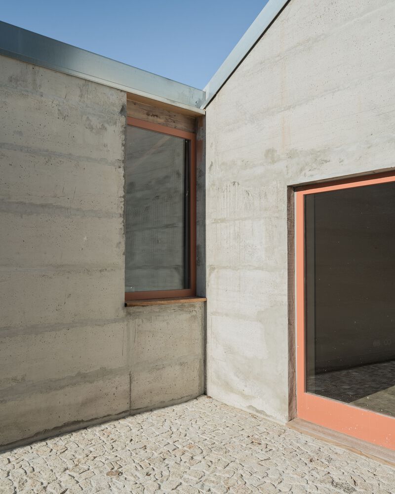 农业建筑变身休闲中心-22