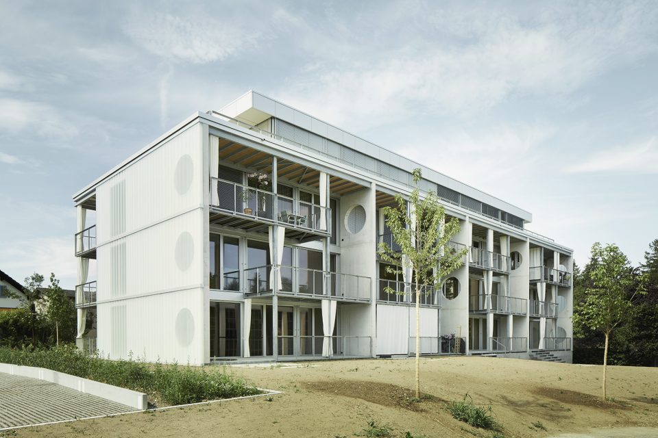 瑞士 Uzwil 多户住宅 | 极简工业风,灵活隔墙系统-4