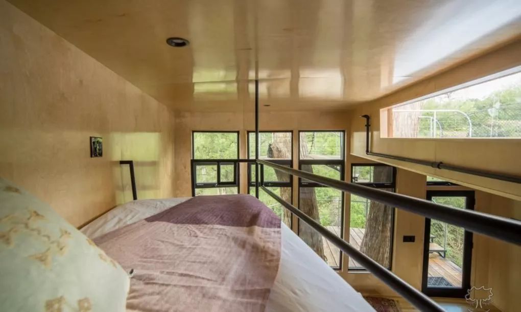 德克萨斯州横溪树屋 | 自然与艺术的完美融合-13