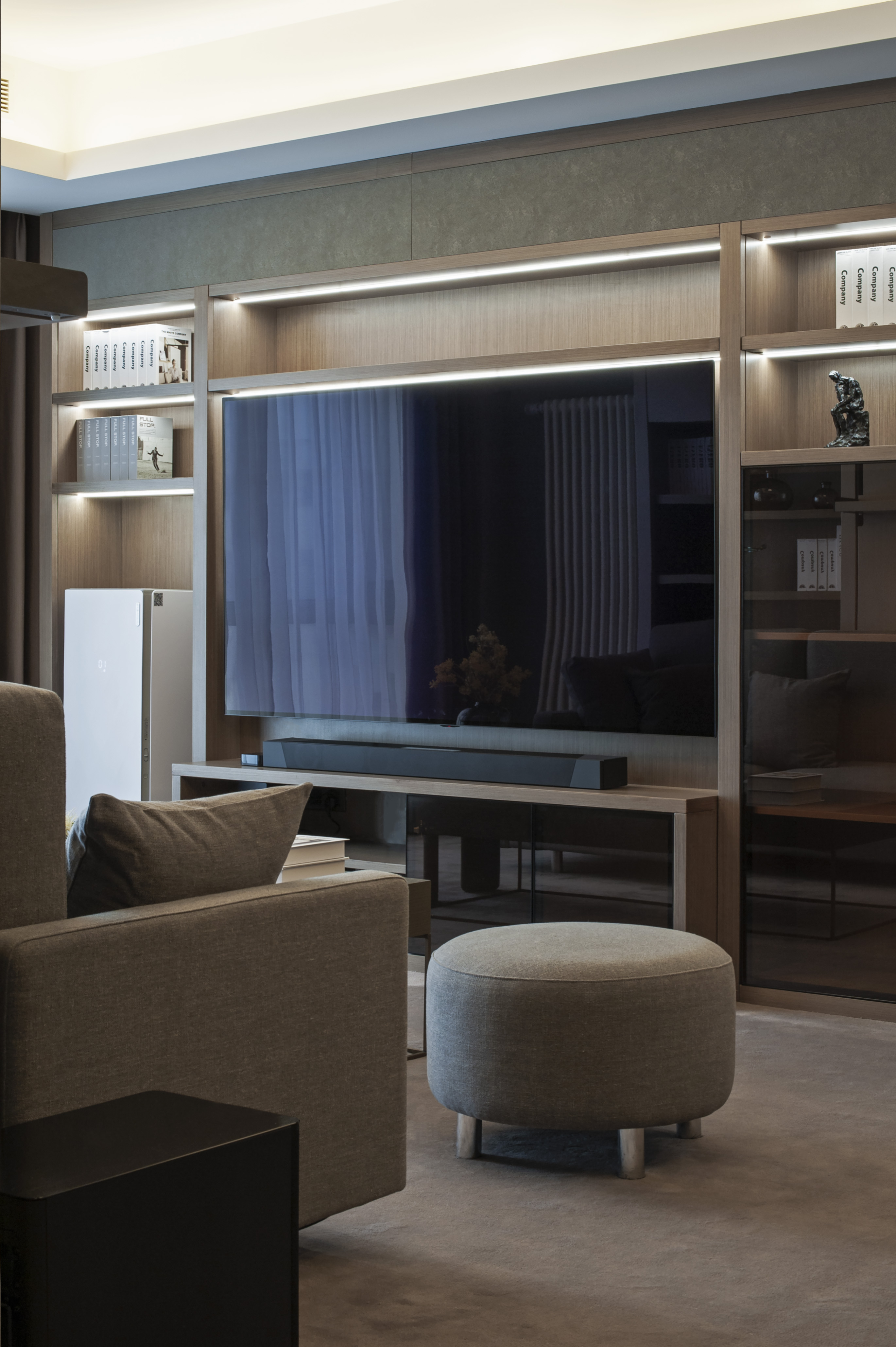 新城国际 李博设计现代简约美学空间-6