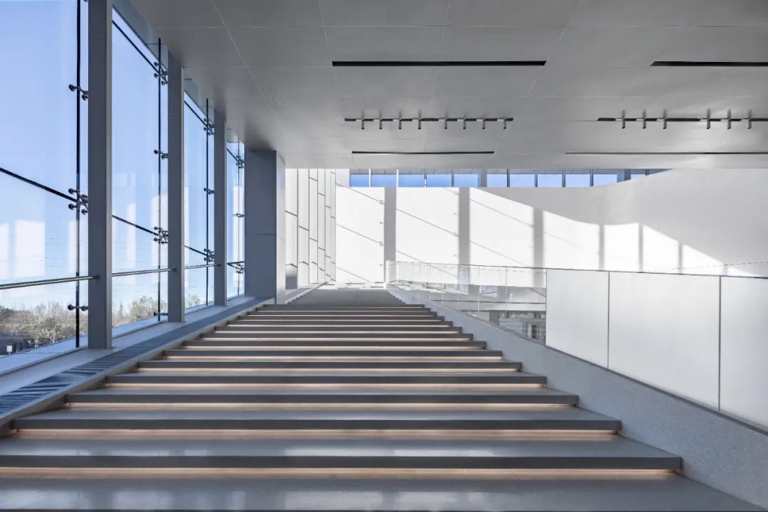 飞扬流线：旗境创新展示空间 / 华工设计院-17