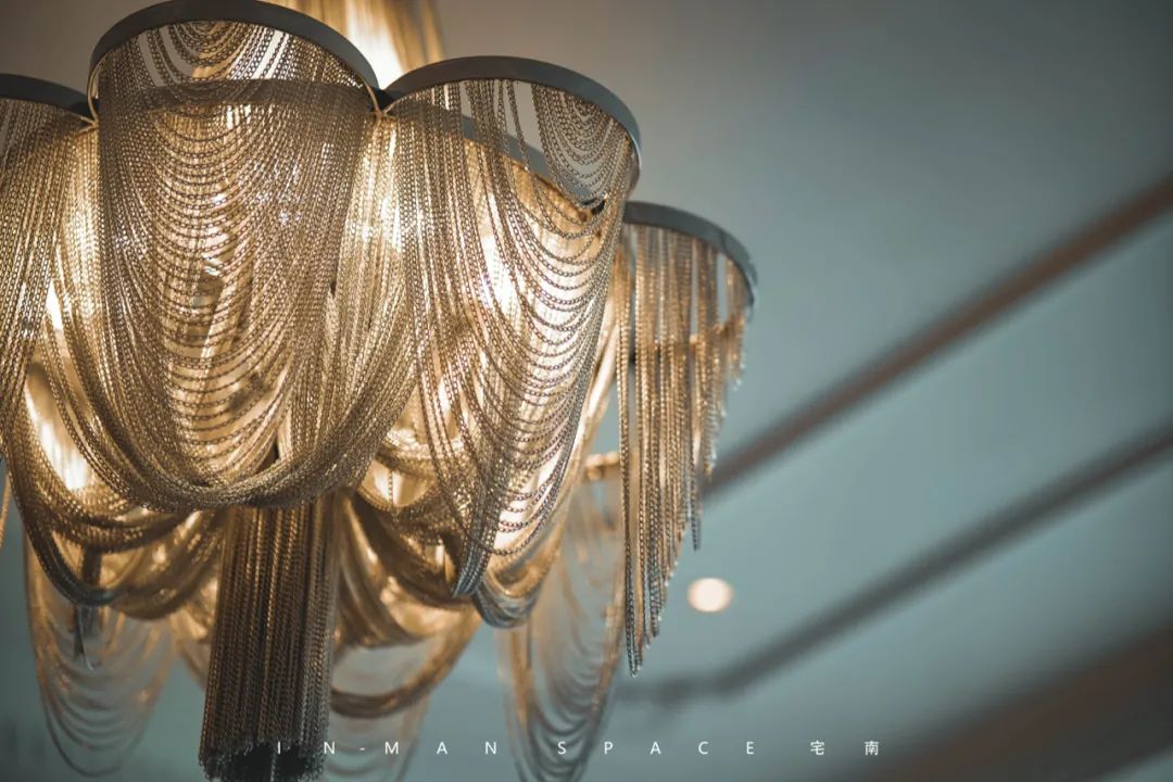 流动空间 · 内江万晟城华府 193㎡现代简约设计丨中国内江丨宅南空间设计事务所-28