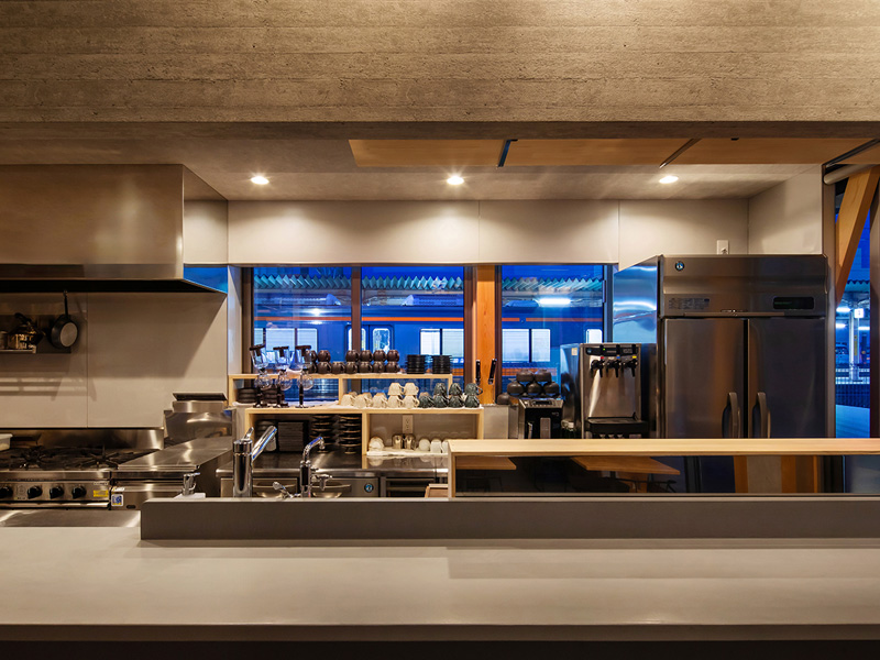 和モダンカフェ【Sun on Tow】の店舗デザイン-8