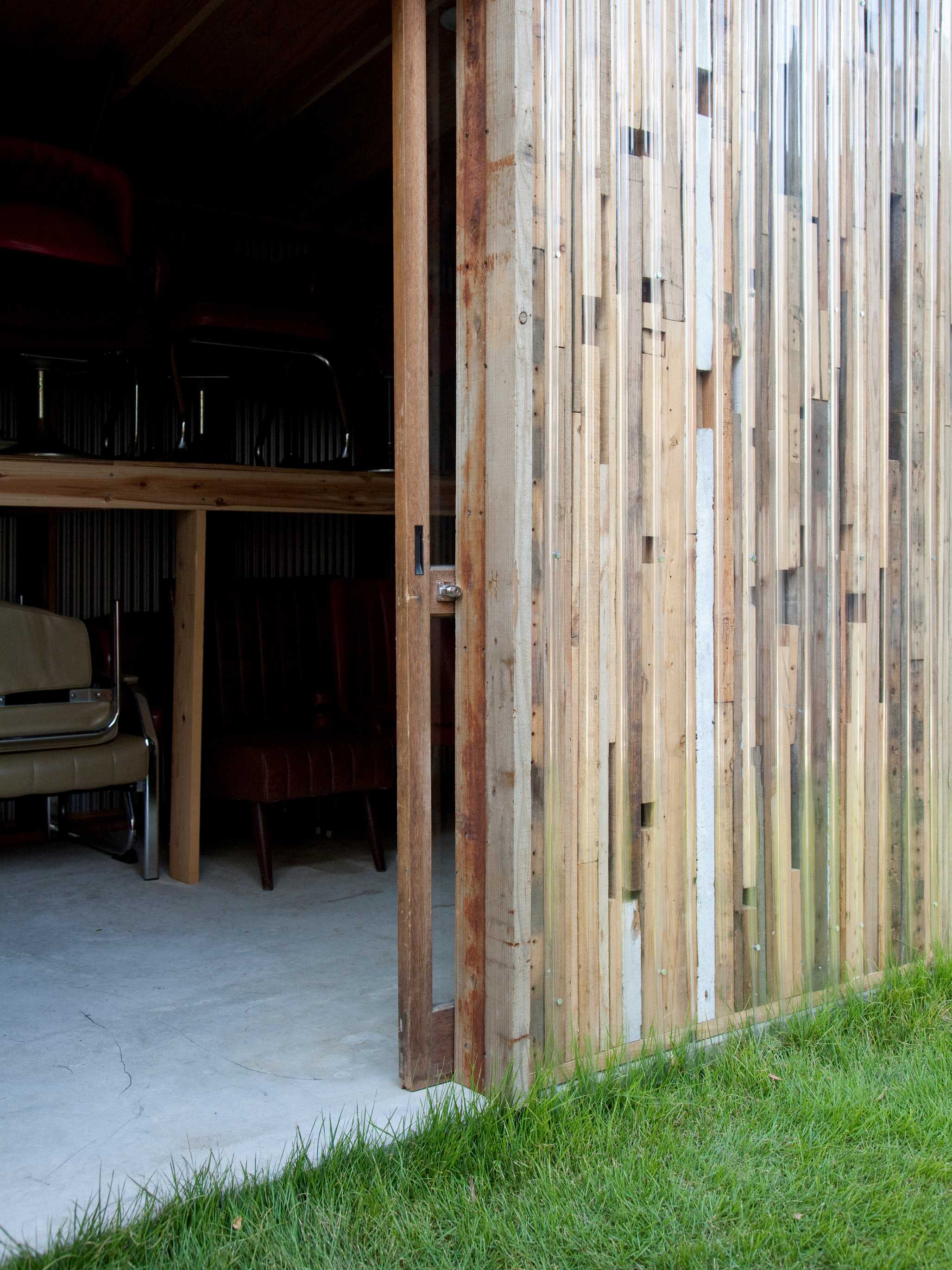 the wall of zudaji-11