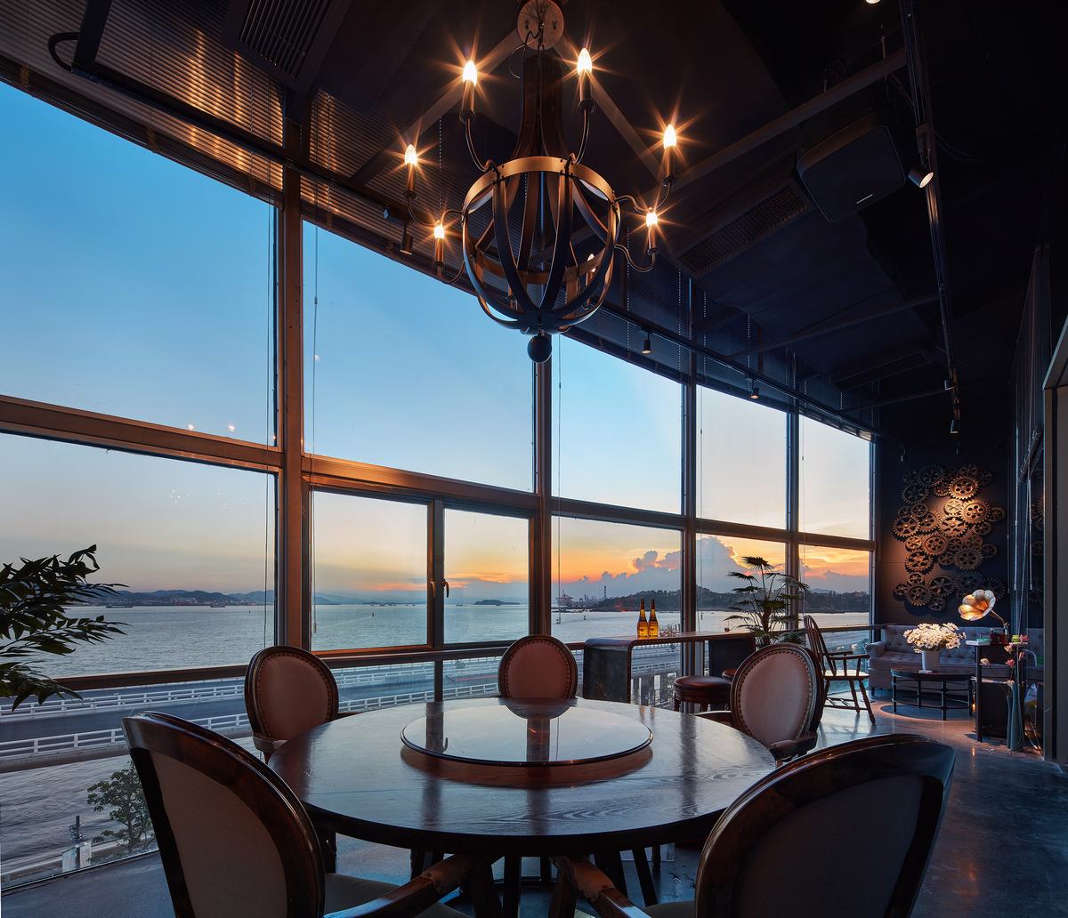 周杰伦的现代酷奢餐厅-19