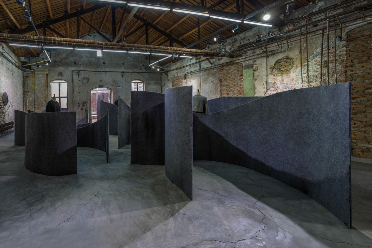 迷宫幻境 · Vecco Zhao-3