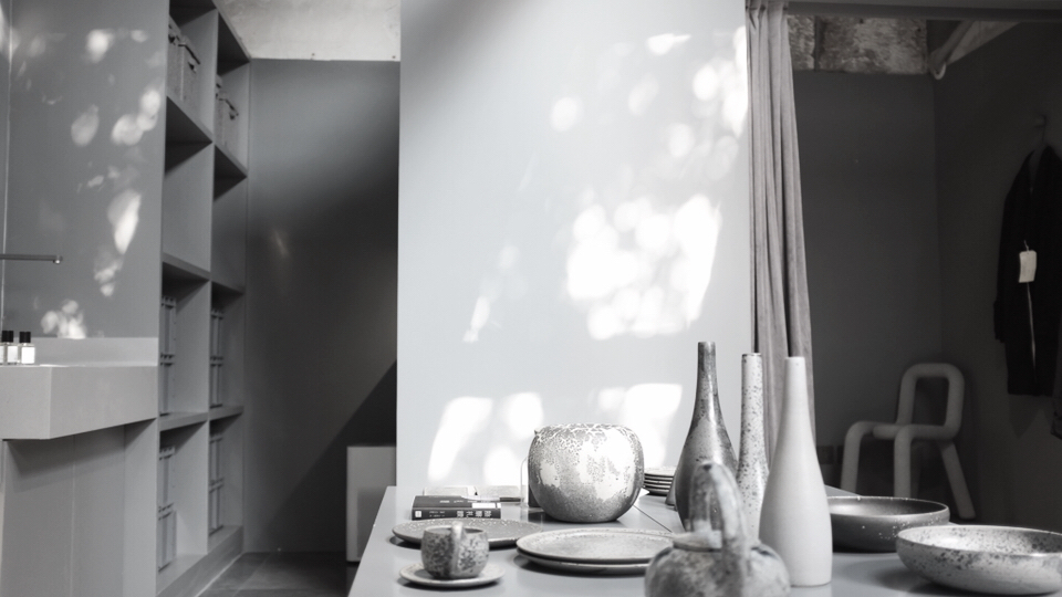 好白商店的“好灰”世界-24