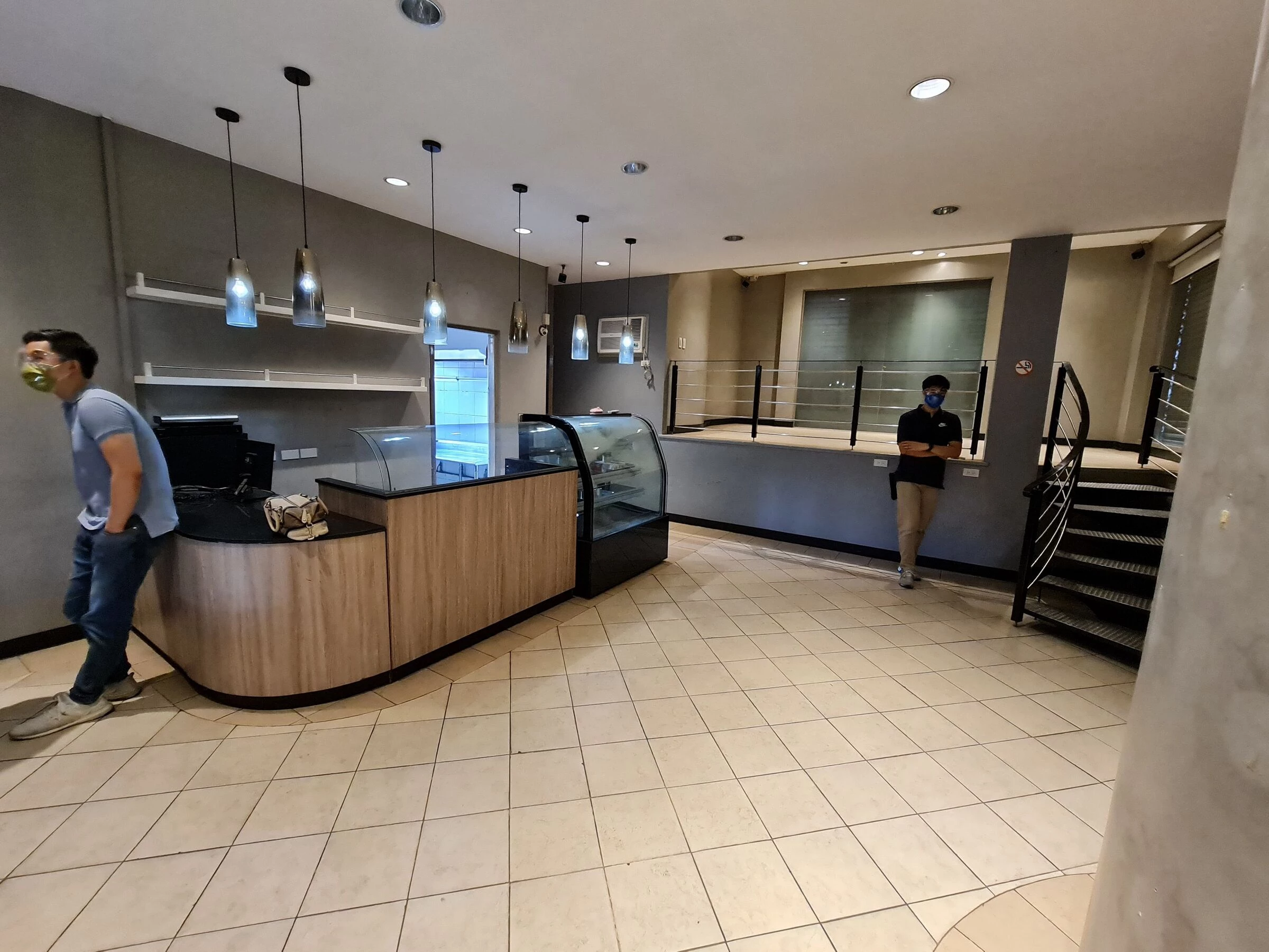 街角咖啡馆兼熟食店丨菲律宾马尼拉丨Sim Ateliers-11