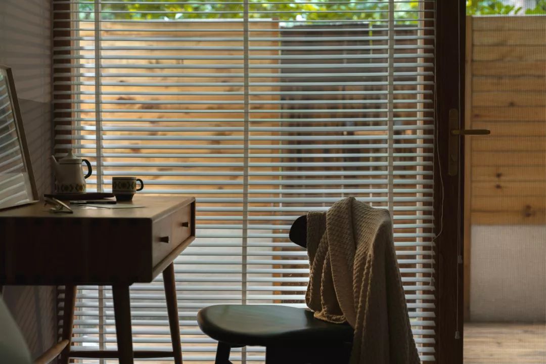 成都 72㎡度假风住宅 | 原木元素与低饱和度色彩的完美结合-39