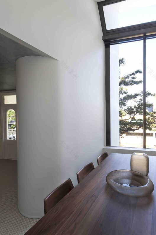 Crown 515 Smart Design Studio-45