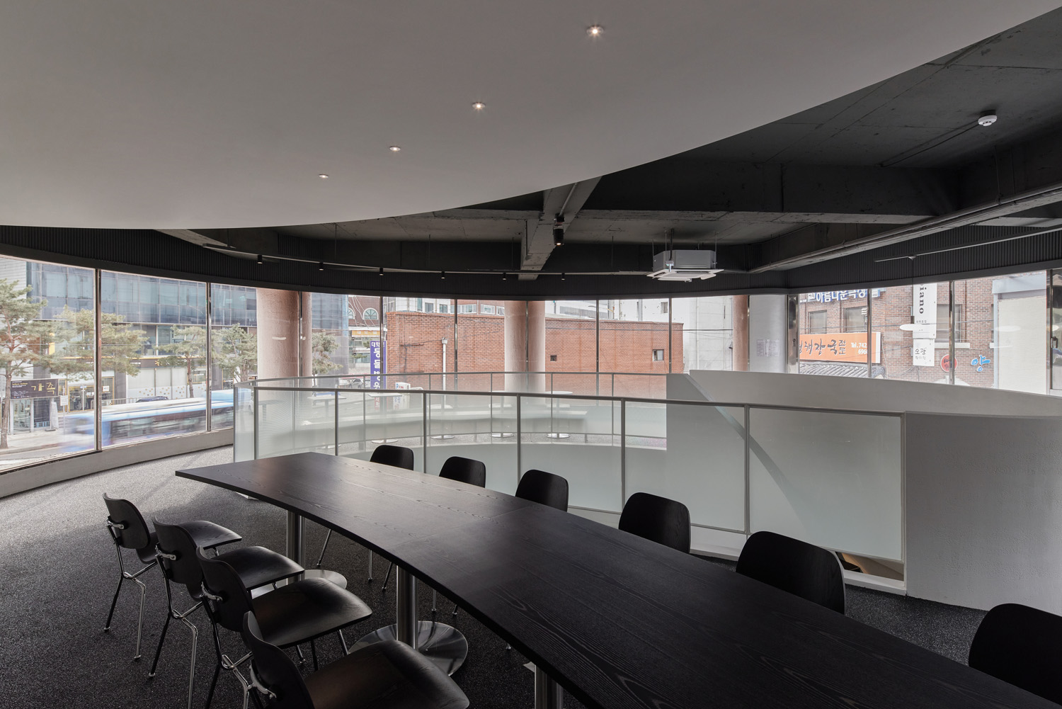 精致高级的 60 平小户型设计-6