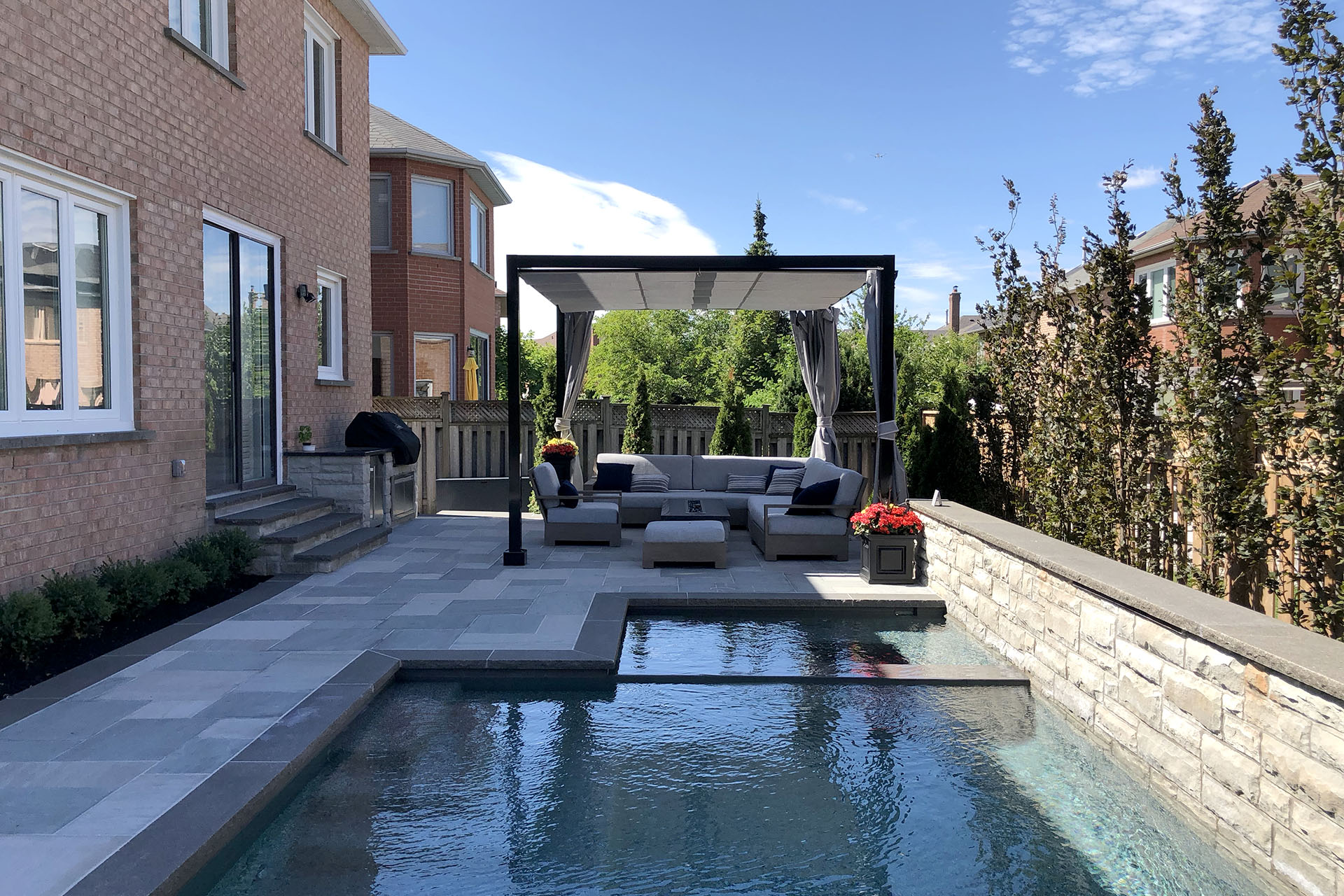 Retractable Shade Structure, Vaughan | ShadeFX-13