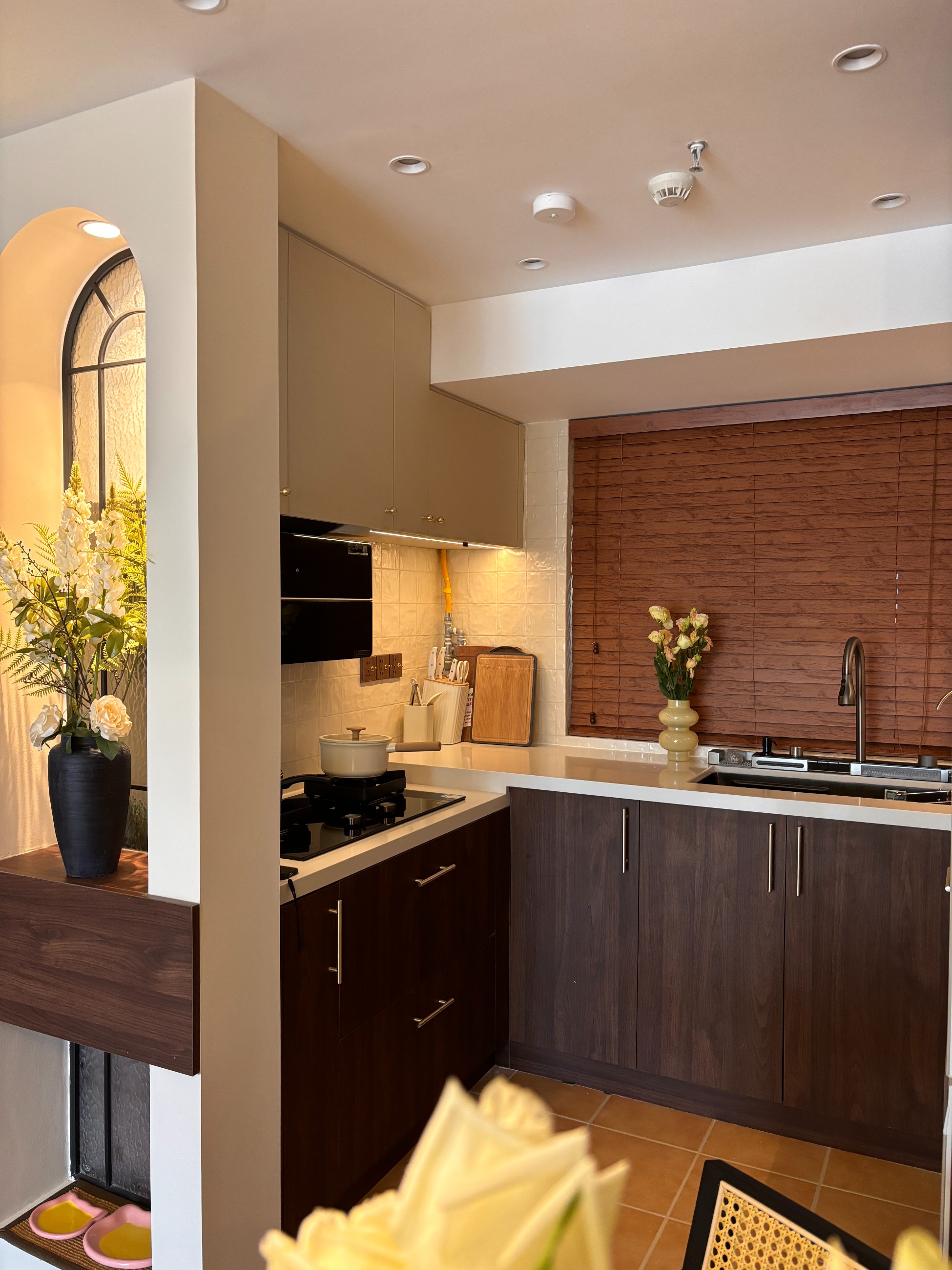 自带电影感的焦糖法式,艺术与生活的浪漫交响-25