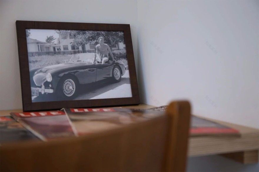 这个LOFT酒店装潢简单 / 住一晚却要6000块-59