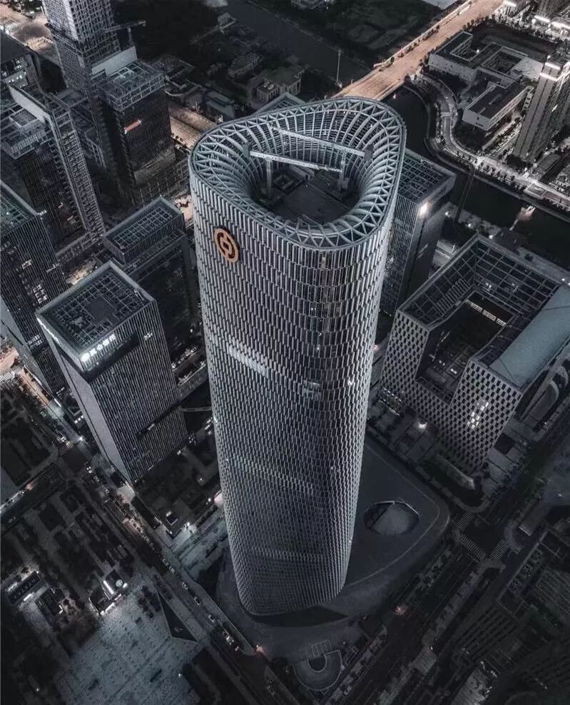 中银大厦 | 光影艺术的办公空间-24