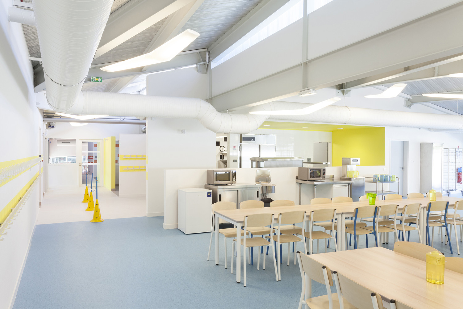 Pajot School Canteen  Atelier 208-31