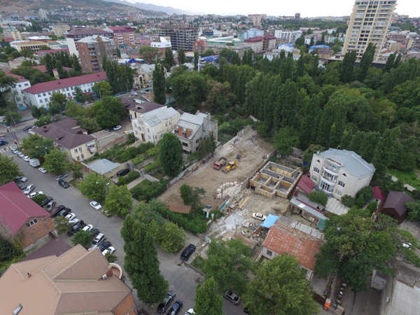 文化教育中心“Периметр”丨俄罗斯马哈奇卡拉丨安妮·彼得罗娃（俄）,帕特里西娅·乌尔兰（罗）,杰弗里·史蒂文斯（美）-7