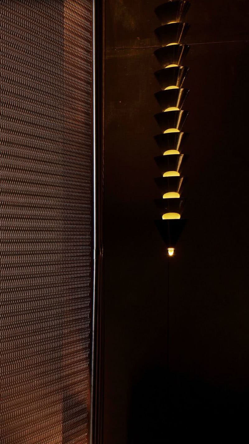 重庆曼泰南洋餐厅 · 镜像世界的泰式美学空间丨中国重庆丨纳沃设计旗下迷雾研究所 Misty Lab-9