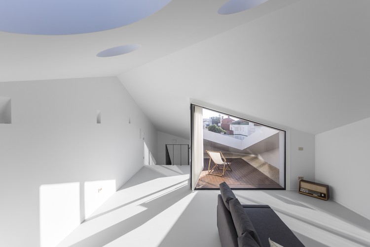 Fonte House  Lousinha Arquitectos-8