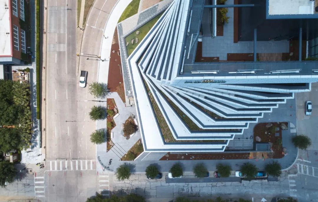 隈研吾的“石”与“木”之歌-47