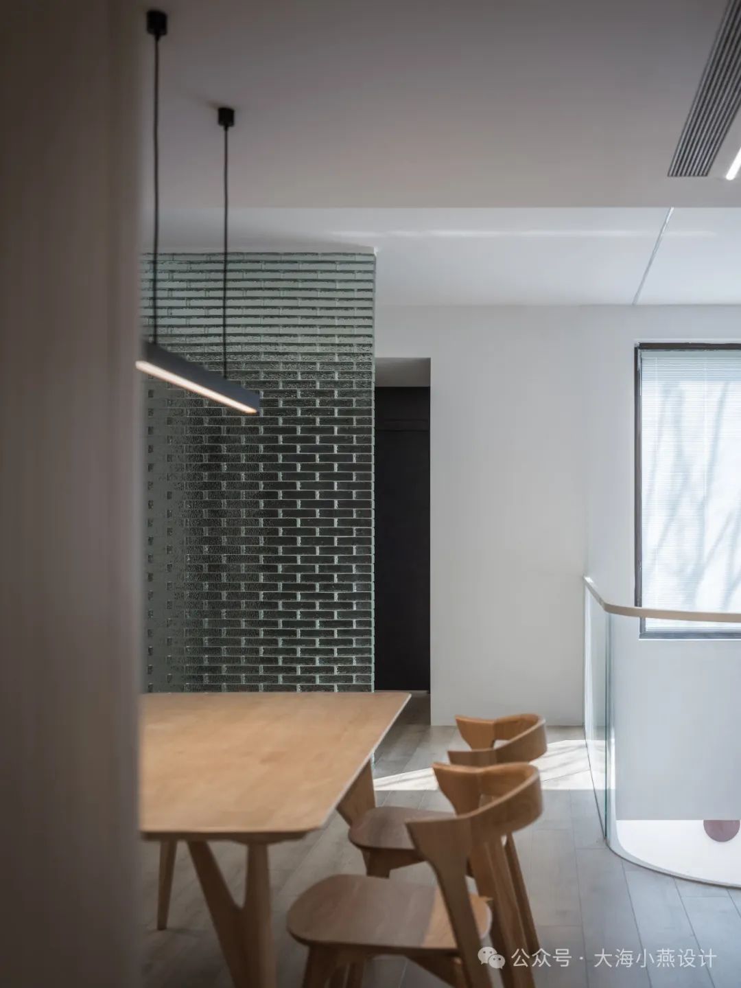 蓄光的地下厅·让地下两层空间重沐阳光的别墅设计丨中国上海丨大海小燕设计工作室-15