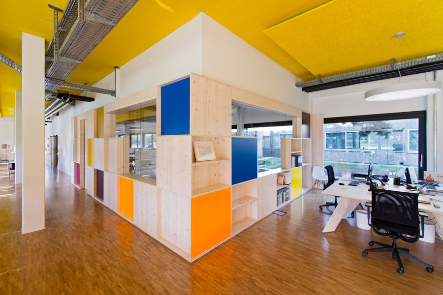 旧办公楼翻新变身,德式简约风格诠释高效办公-14