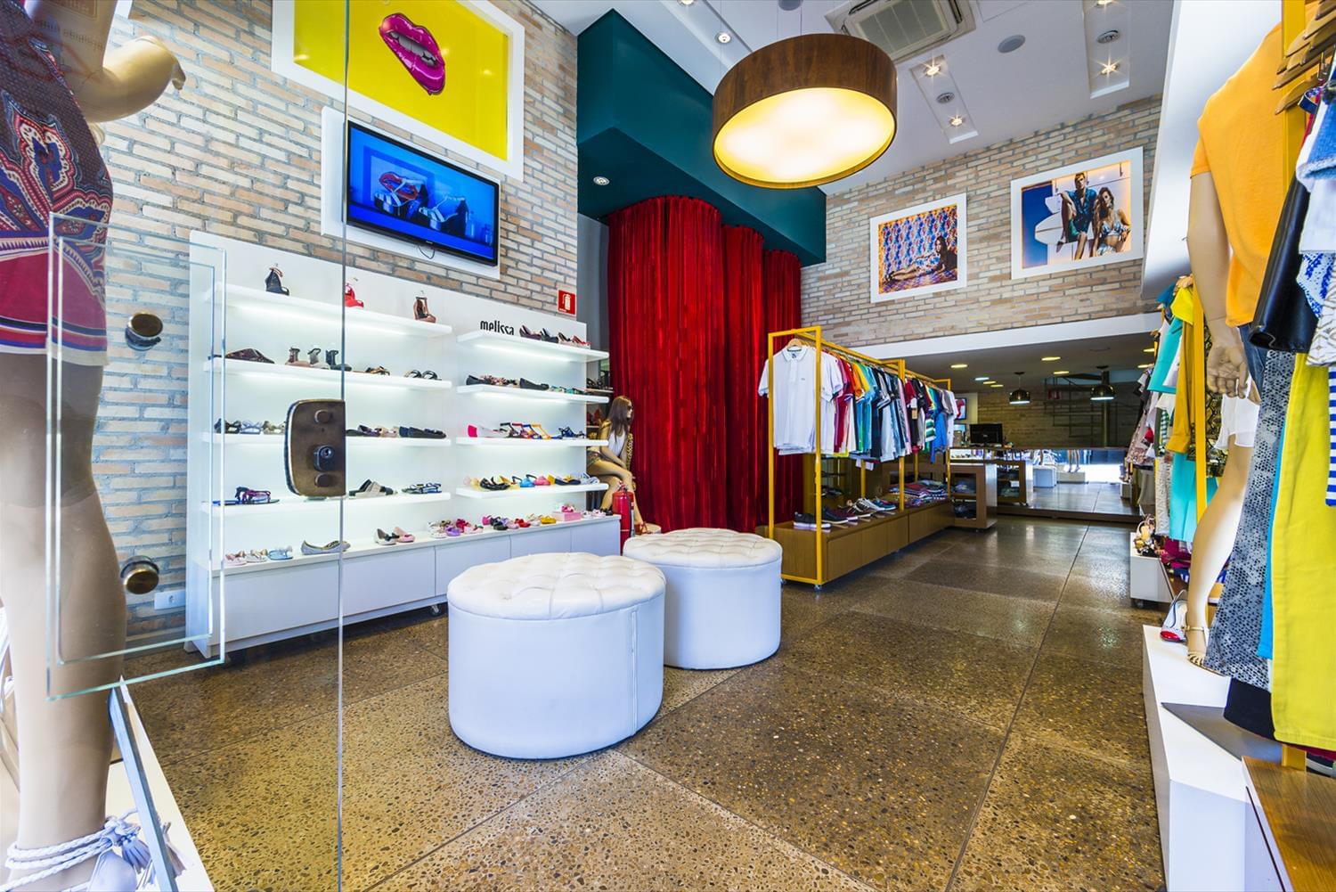 鲁帕里亚·洛哈·康塞普托-2